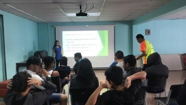 YSP Costa Rica Talks with a Teens Club