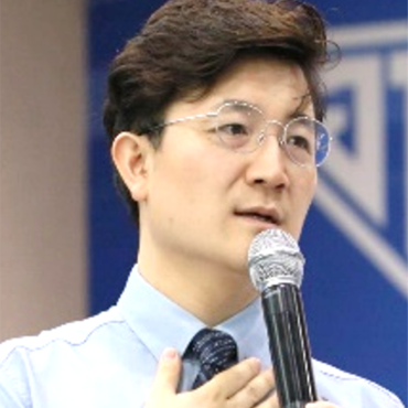 Mr. Kim Dong Yun